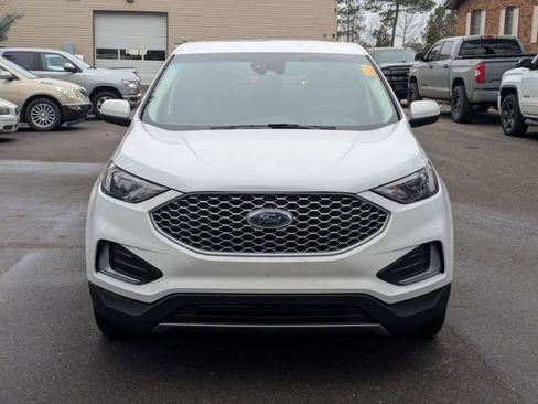 Used 2023 Ford Edge SEL image 8