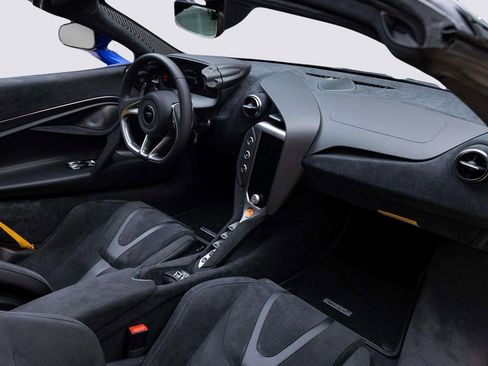 New 2026 McLaren 750S Spider image 39