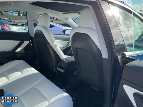Used 2019 Tesla Model 3 Long Range image 48