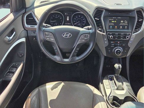 Used 2018 Hyundai Santa Fe Sport FWD image 10