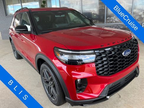 New 2025 Ford Explorer ST-Line w/ Premium Package image 4