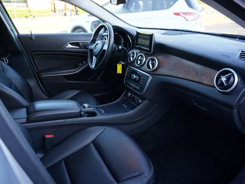 Used 2015 Mercedes-Benz GLA 250 w/ Premium Package image 20