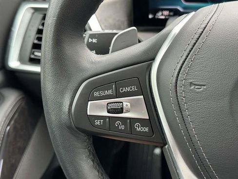 Certified 2025 BMW X5 xDrive50e w/ Premium Package image 30