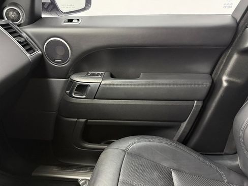 Used 2019 Land Rover Range Rover Sport Supercharged image 24