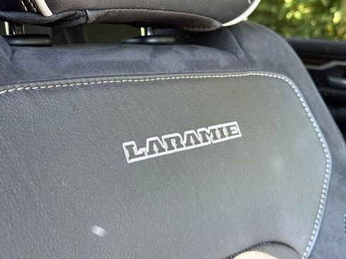 Used 2021 RAM 1500 Laramie AWD/4WD image 33