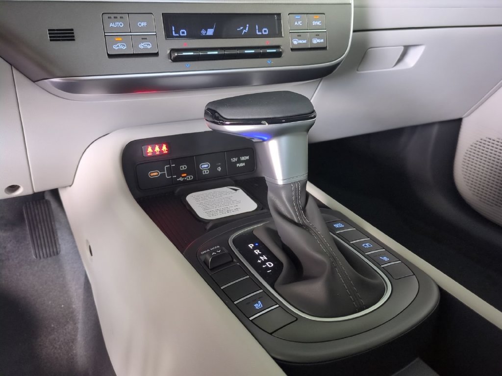 New 2027 Hyundai Kona SEL Sport FWD image 22