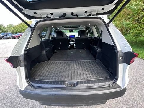 Used 2024 Toyota Grand Highlander AWD Hybrid image 10