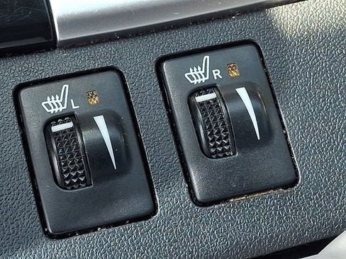 Used 2018 Toyota Highlander XLE FWD image 22