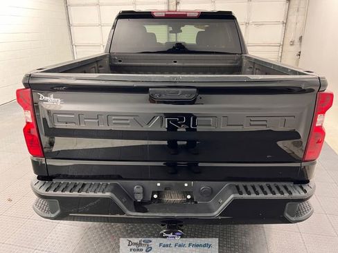Used 2022 Chevrolet Silverado 1500 Custom AWD/4WD image 6