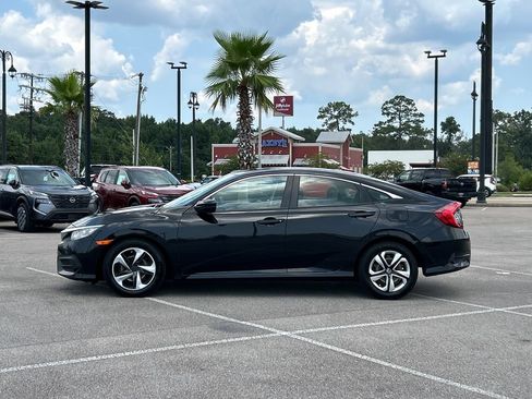 Used 2017 Honda Civic LX image 2