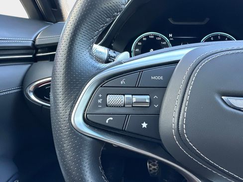 Used 2024 Genesis GV70 2.5T w/ Sport Prestige Package image 31