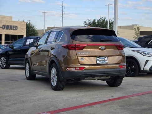Used 2019 Kia Sportage LX image 6