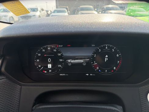 Used 2018 Land Rover Range Rover Velar R-Dynamic SE image 17