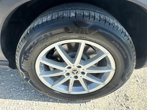 Used 2024 Mercedes-Benz GLE 450e 4MATIC image 10