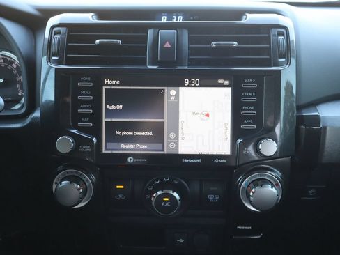 Used 2020 Toyota 4Runner TRD Off-Road AWD/4WD image 34