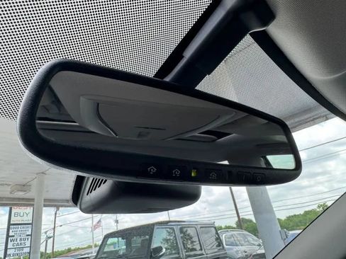 Used 2017 INFINITI QX60 FWD w/ Deluxe Technology Package image 41