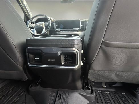 Used 2022 GMC Sierra 1500 Elevation image 16