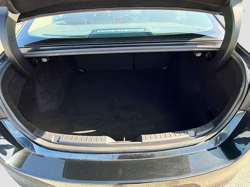 Used 2024 MAZDA MAZDA3 s image 12