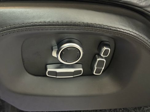 Used 2017 Land Rover Range Rover LWB SV Autobiography image 25