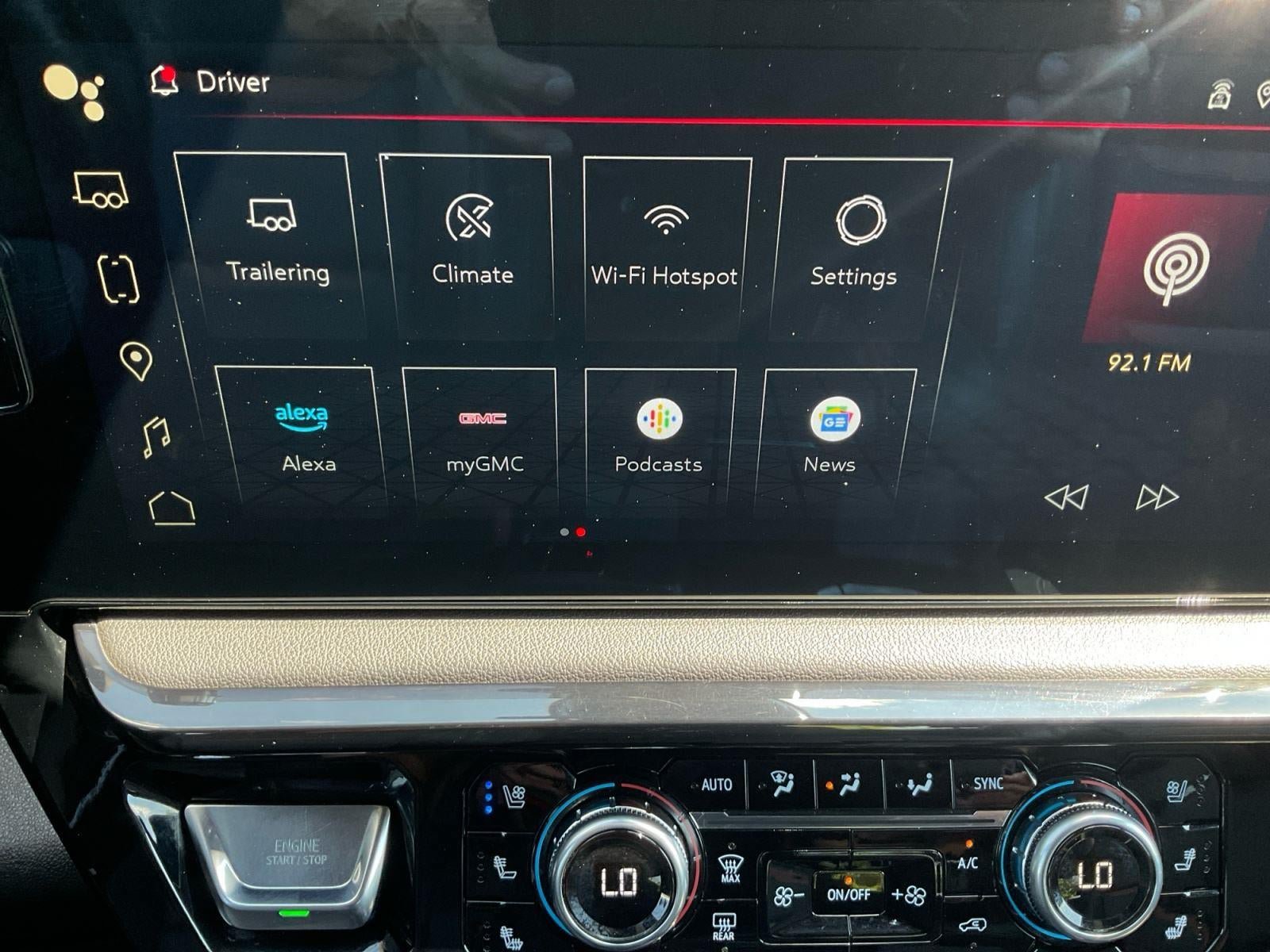 Used 2024 GMC Sierra 1500 AT4 AWD/4WD image 16