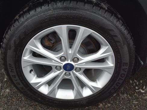 Used 2018 Ford Escape SEL image 48