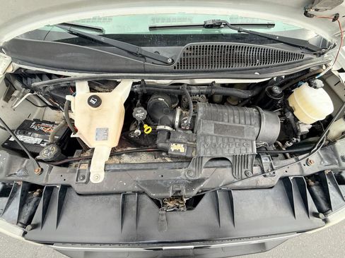 Used 2014 Chevrolet Express 3500 LT w/ LT Preferred Equipment Group RWD image 3