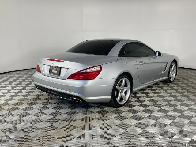Used 2013 Mercedes-Benz SL 550 image 25
