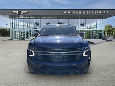 Used 2021 Chevrolet Suburban RST image 2