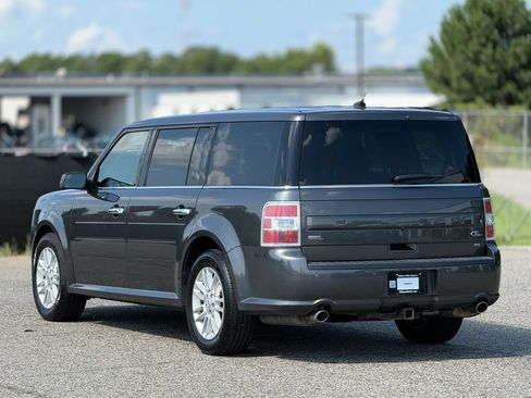 Used 2017 Ford Flex SEL w/ Equipment Group 202A AWD/4WD image 10