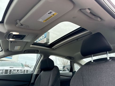 Used 2024 Honda Accord EX image 23