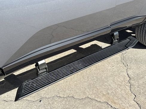 Used 2025 Lexus GX 550 image 15