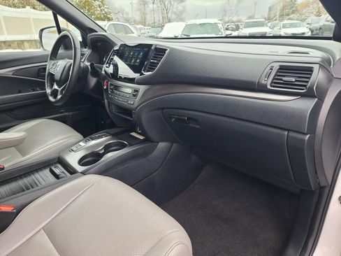 Used 2023 Honda Passport EX-L image 22