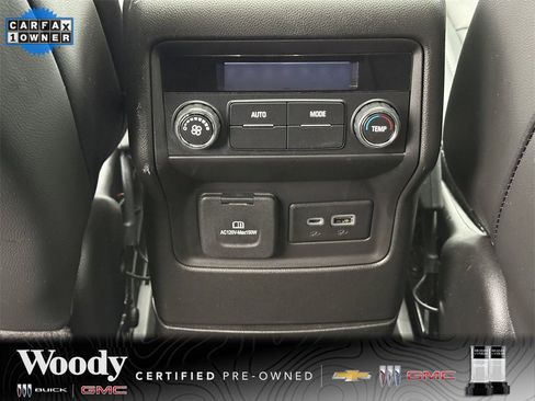 Certified 2023 GMC Acadia SLT w/ Elevation Edition image 25