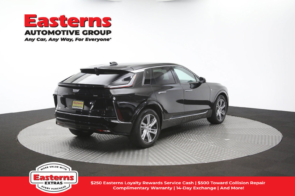 Used 2024 Cadillac Lyriq Tech w/ Driver Assist Package AWD/4WD image 44