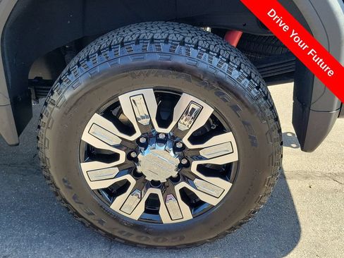 Used 2025 GMC Sierra 2500 Denali w/ Technology Package AWD/4WD image 33