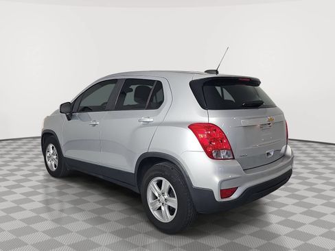 Used 2020 Chevrolet Trax LS FWD image 6