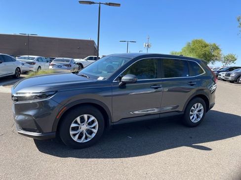 Used 2023 Honda CR-V LX image 1
