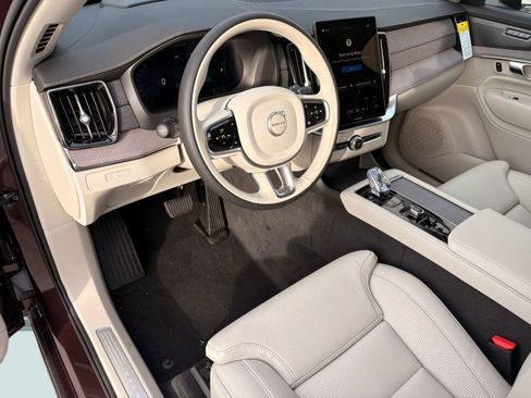 New 2026 Volvo XC90 T8 Ultra w/ Protection Package AWD/4WD image 4