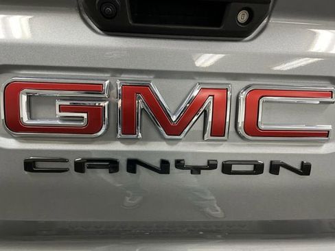 New 2025 GMC Canyon AT4 w/ Nightfall Edition image 30