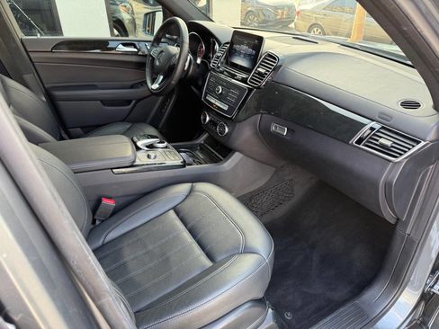 Used 2019 Mercedes-Benz GLS 450 4MATIC w/ Premium 1 Package image 30