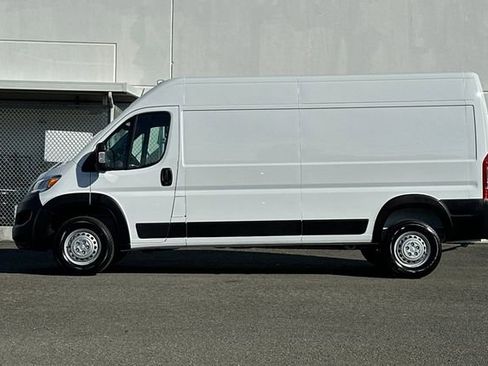 New 2026 RAM ProMaster 2500 w/ Convenience Group image 7