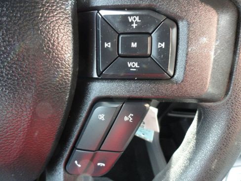 Used 2018 Ford F150 XLT image 21