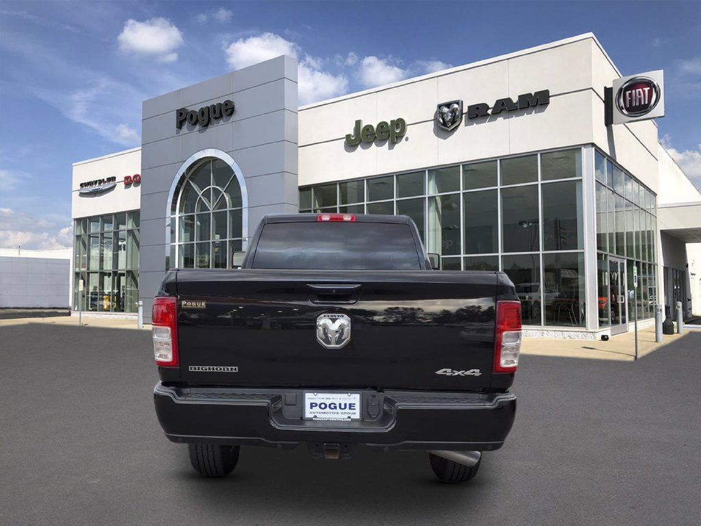 Used 2024 RAM 3500 Big Horn w/ Sport Appearance Package AWD/4WD image 4