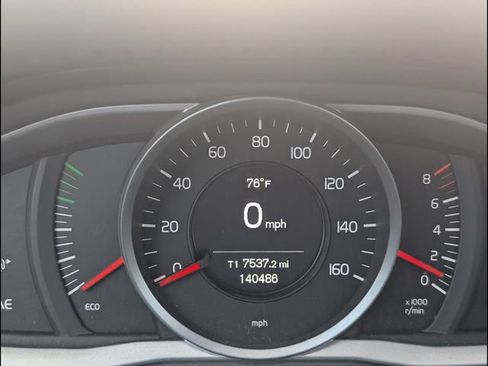 Used 2015 Volvo XC60 T5 FWD image 21