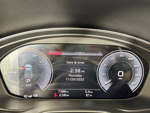 Used 2024 Audi Q5 e Premium Plus w/ Premium Plus Package image 15