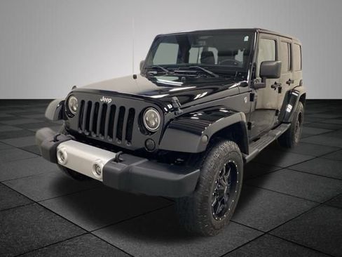 Used 2013 Jeep Wrangler Unlimited Sahara w/ Dual Top Group image 3