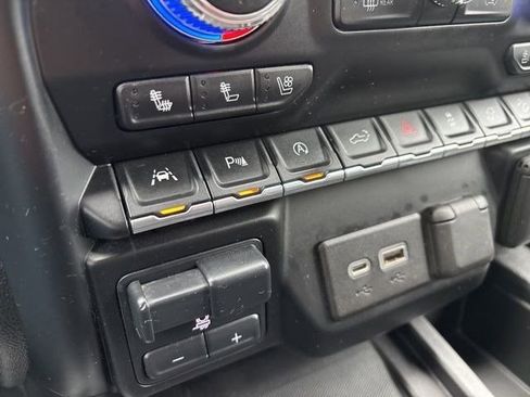 Used 2020 GMC Sierra 1500 Denali w/ Denali Ultimate Package image 27