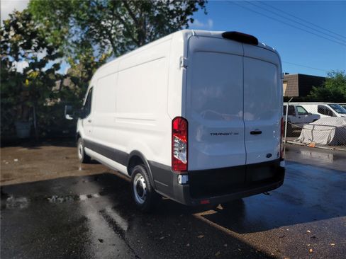Used 2023 Ford Transit 150 image 3