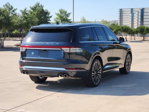Used 2023 Lincoln Aviator Black Label w/ Class IV Trailer Tow Package AWD/4WD image 5