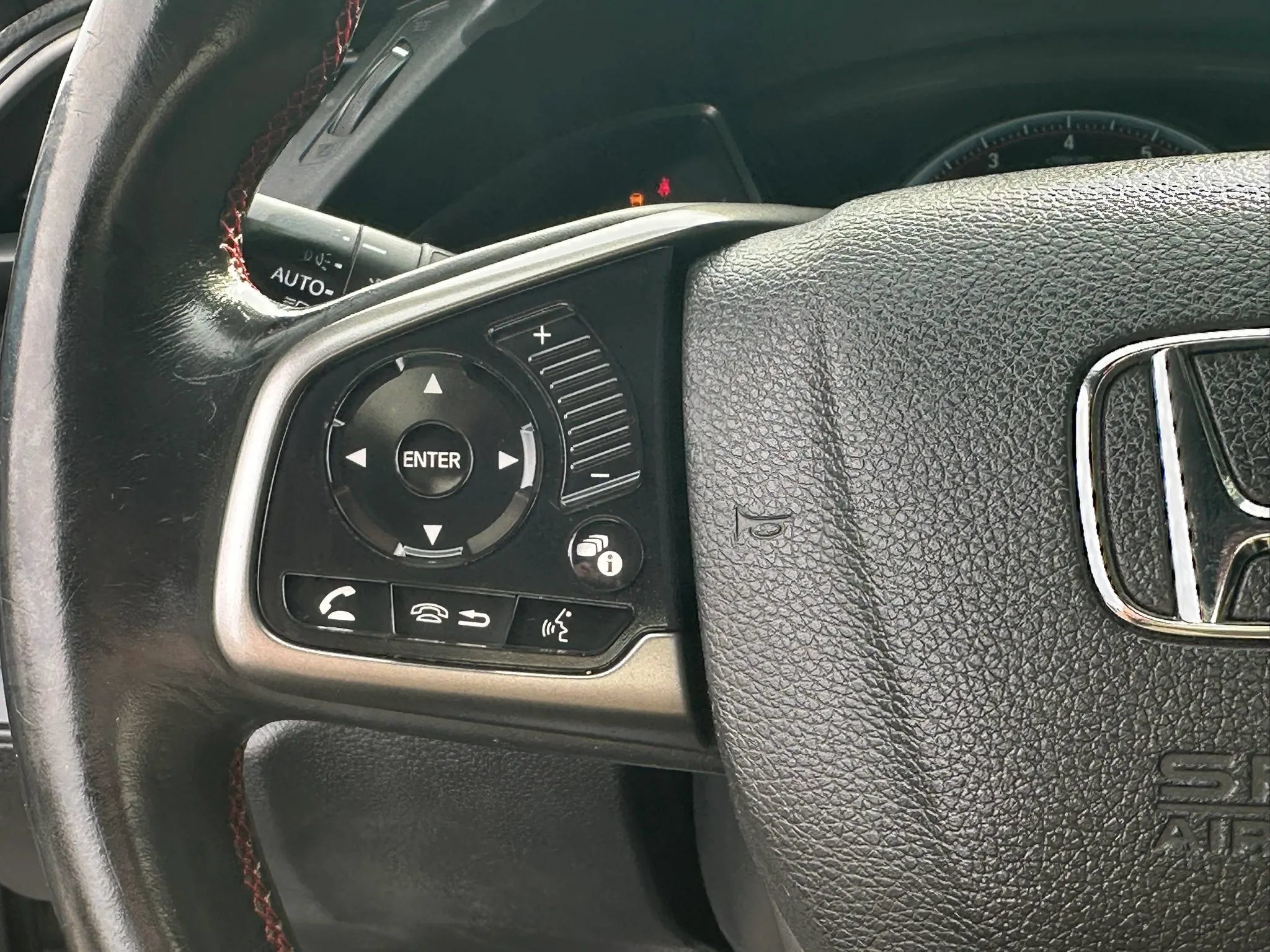 Used 2018 Honda Civic Si image 18
